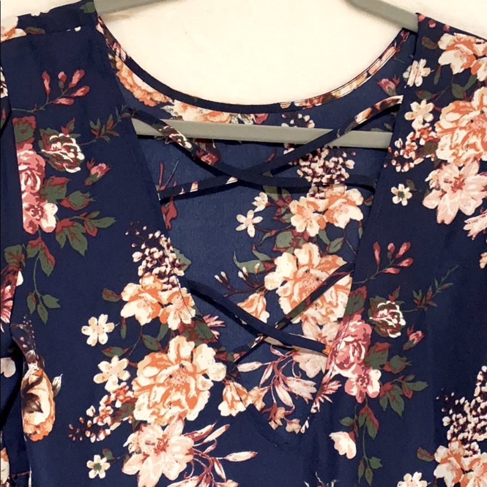 Blouse - Picture 3 of 3